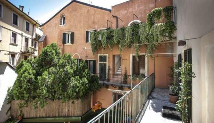 Cortiletto Lejlighed Verona Eksteriør billede